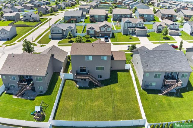 16606 Hanover Street, Bennington, NE 68007