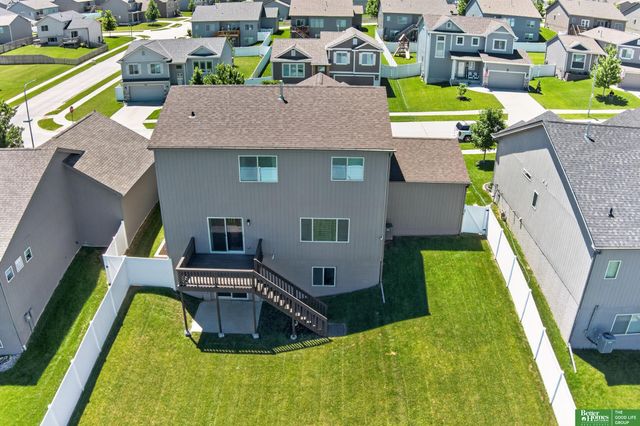 16606 Hanover Street, Bennington, NE 68007