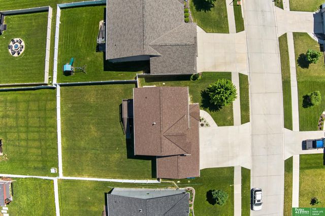16606 Hanover Street, Bennington, NE 68007