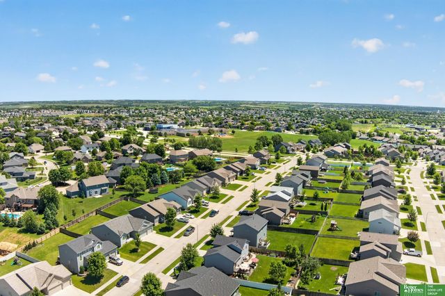 16606 Hanover Street, Bennington, NE 68007