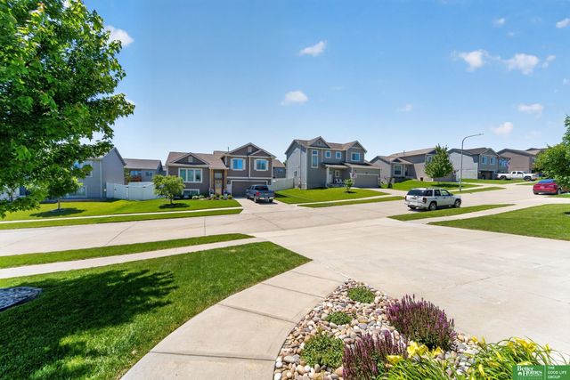 16606 Hanover Street, Bennington, NE 68007