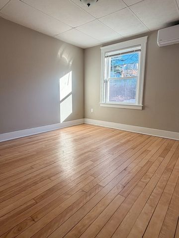 4 Vernon Terrace 2, Worcester, MA 01610