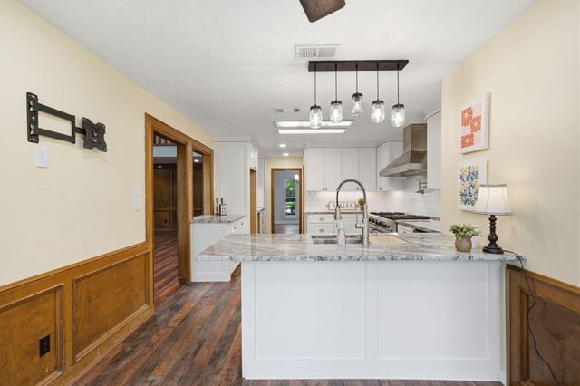12030 Laneview Drive, Houston, TX 77070