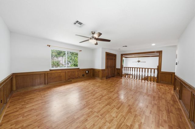 12030 Laneview Drive, Houston, TX 77070