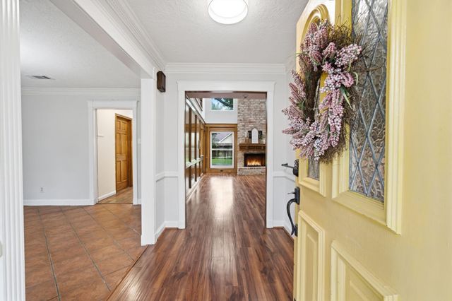 12030 Laneview Drive, Houston, TX 77070