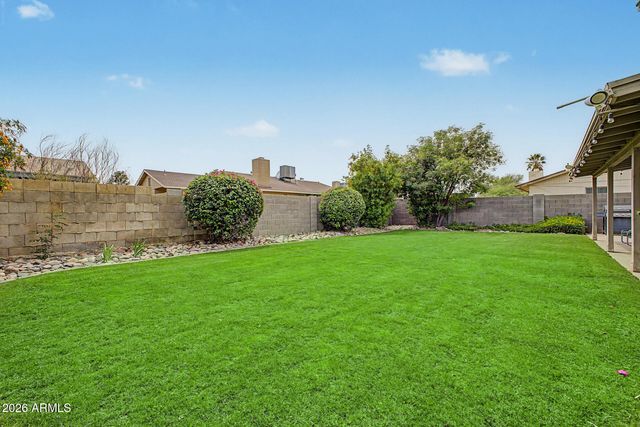 6425 W MISSION Lane, Glendale, AZ 85302