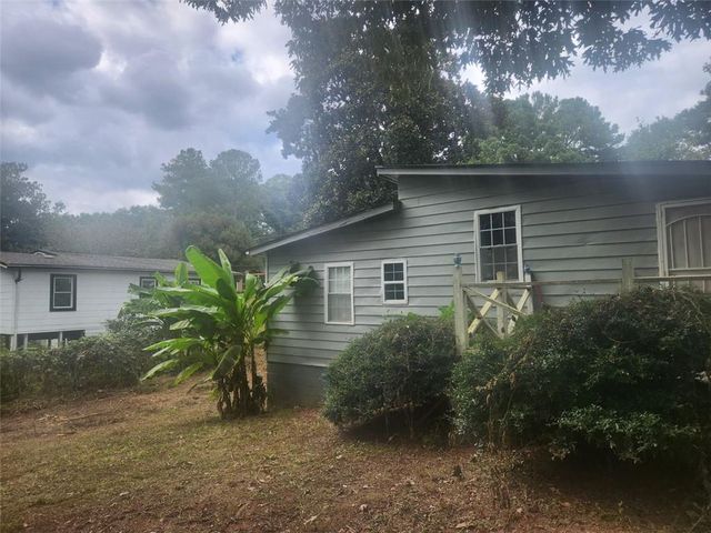 1586 MARY GEORGE NW Avenue, Atlanta, GA 30318