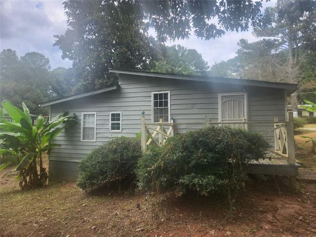 1586 MARY GEORGE NW Avenue, Atlanta, GA 30318