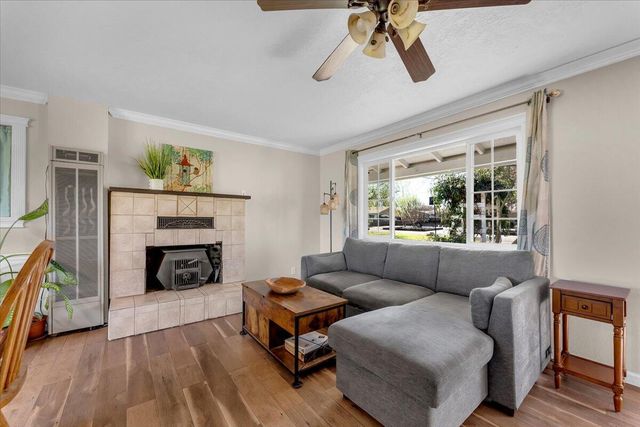 19278 Green Acres Lane, Redding, CA 96002