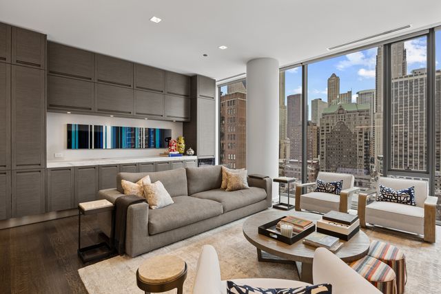 4 E Elm Street 12S, Chicago, IL 60611