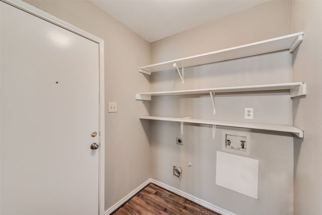 9408 Cedar Run Drive, Dallas, TX 75227