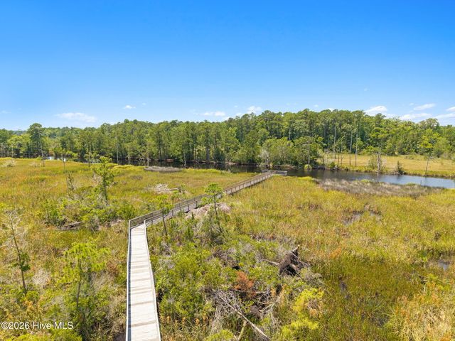 507 Hearthside Drive SE, Bolivia, NC 28422