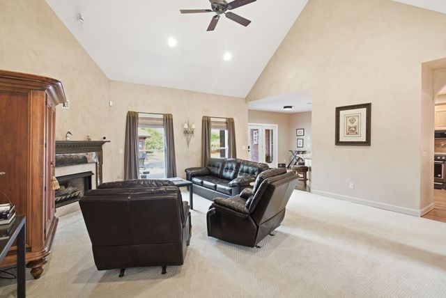 213 Bradshaw Rd, Lebanon, TN 37087