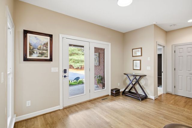 213 Bradshaw Rd, Lebanon, TN 37087