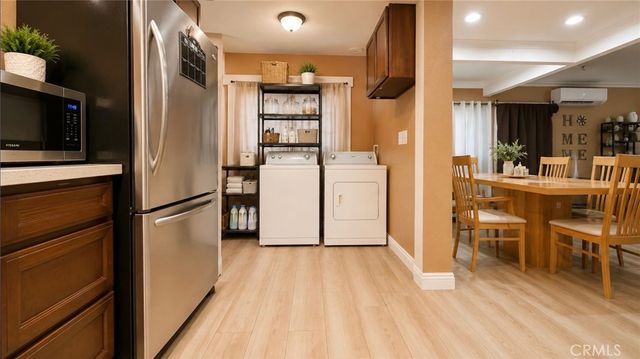 885 W Valley, Colton, CA 92324