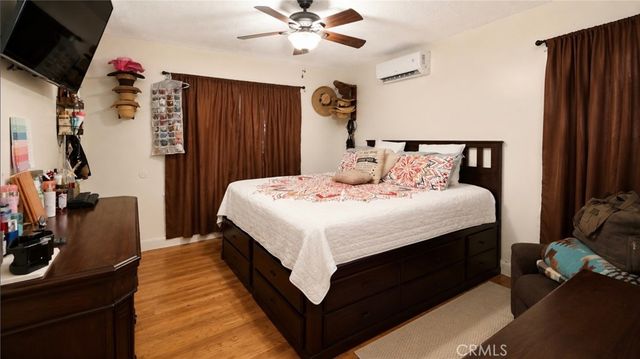 885 W Valley, Colton, CA 92324