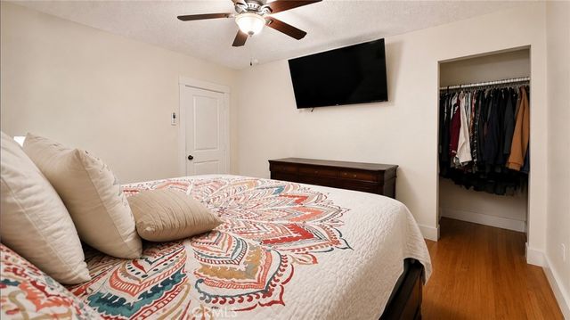 885 W Valley, Colton, CA 92324