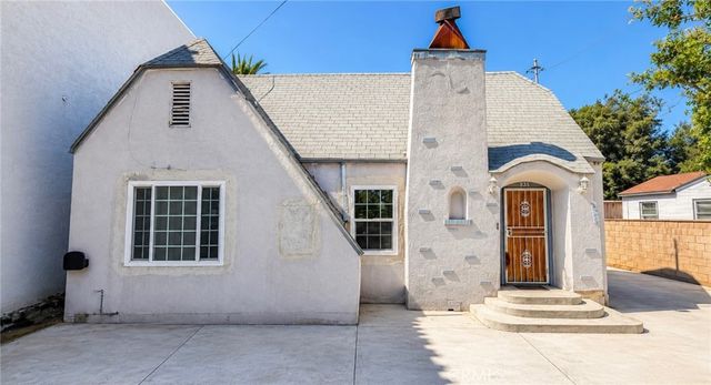 885 W Valley, Colton, CA 92324