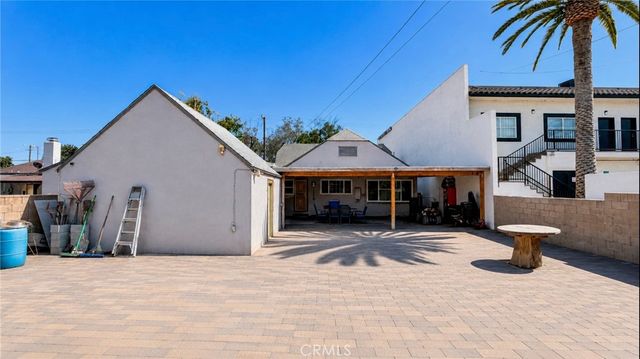 885 W Valley, Colton, CA 92324