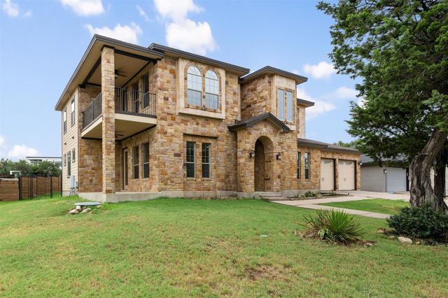 506 Lakeland CIR, Point Venture, TX 78645