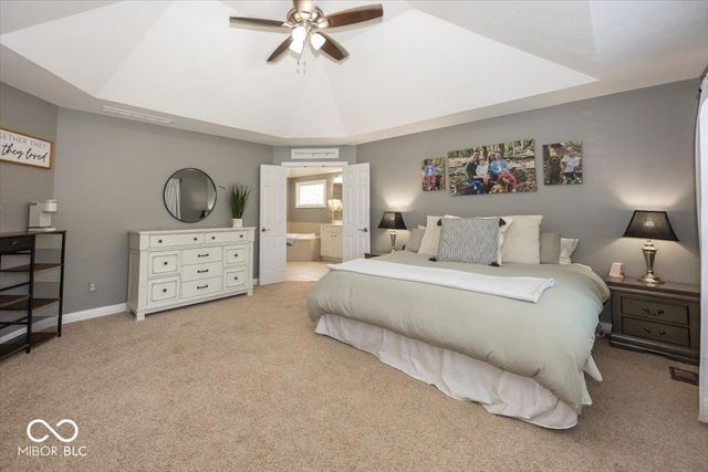 13698 Golden Ridge Lane, Fishers, IN 46055