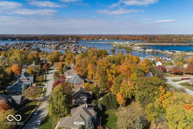 13698 Golden Ridge Lane, Fishers, IN 46055