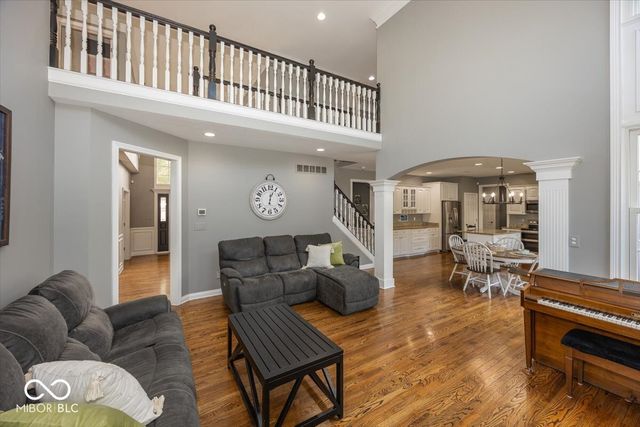 13698 Golden Ridge Lane, Fishers, IN 46055