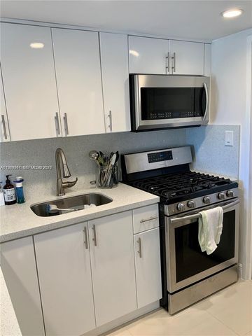 8400 Byron Ave 4F, Miami Beach, FL 33141