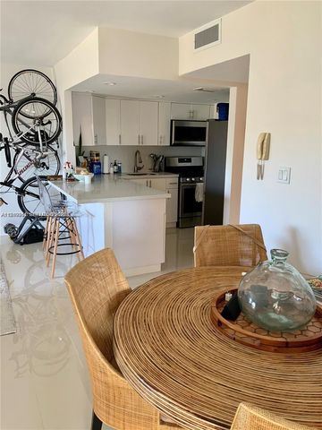 8400 Byron Ave 4F, Miami Beach, FL 33141