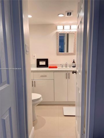 8400 Byron Ave 4F, Miami Beach, FL 33141