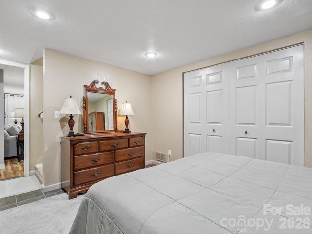 189 Poverty Branch Road, Barnardsville, NC 28709