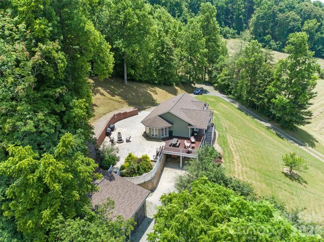 189 Poverty Branch Road, Barnardsville, NC 28709
