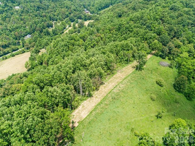 189 Poverty Branch Road, Barnardsville, NC 28709