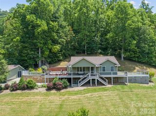 189 Poverty Branch Road, Barnardsville, NC 28709