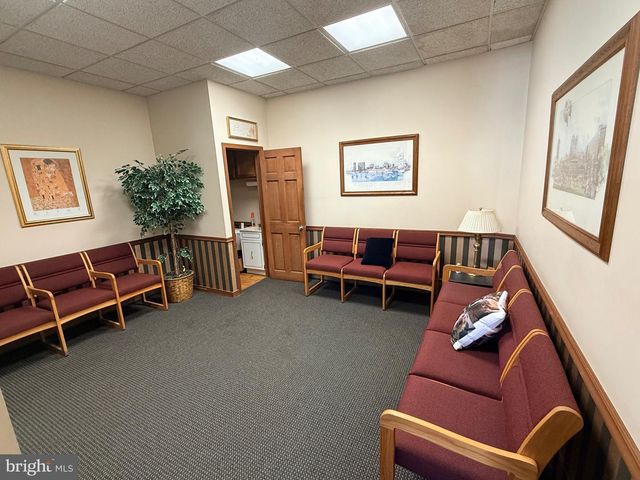 330-32 E GIRARD AVE, Philadelphia, PA 19125
