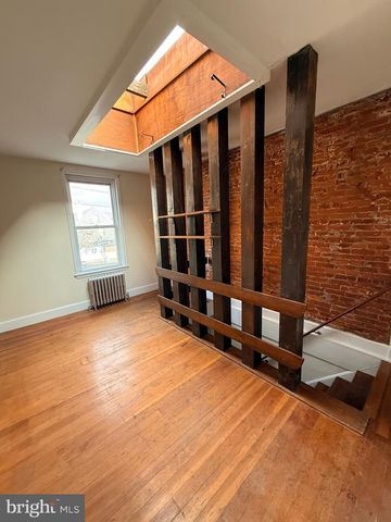 330-32 E GIRARD AVE, Philadelphia, PA 19125