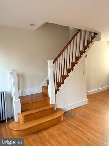 330-32 E GIRARD AVE, Philadelphia, PA 19125