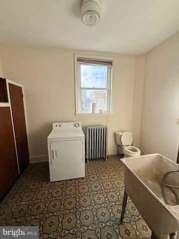 330-32 E GIRARD AVE, Philadelphia, PA 19125