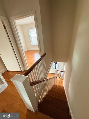 330-32 E GIRARD AVE, Philadelphia, PA 19125