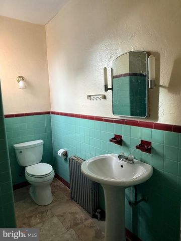 330-32 E GIRARD AVE, Philadelphia, PA 19125