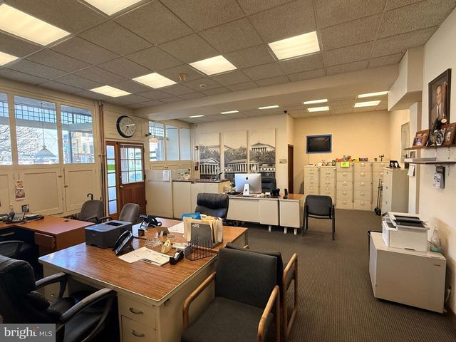 330-32 E GIRARD AVE, Philadelphia, PA 19125