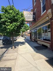 330-32 E GIRARD AVE, Philadelphia, PA 19125