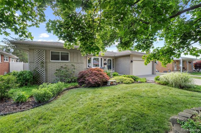 7125 Highview Street, Dearborn Heights, MI 48127