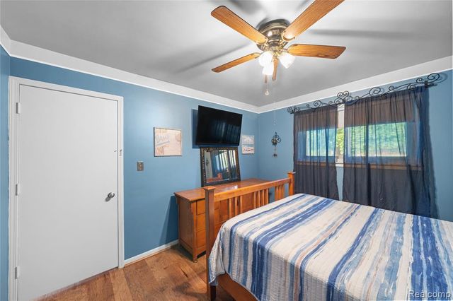 7125 Highview Street, Dearborn Heights, MI 48127