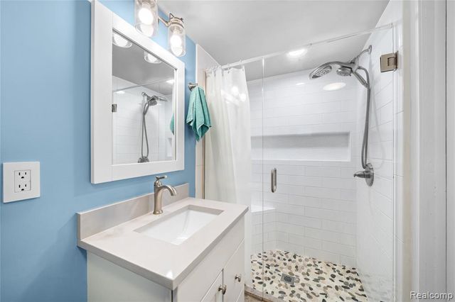 7125 Highview Street, Dearborn Heights, MI 48127