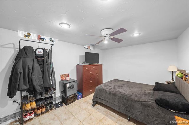 7125 Highview Street, Dearborn Heights, MI 48127
