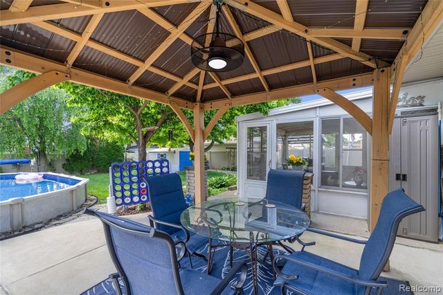 7125 Highview Street, Dearborn Heights, MI 48127