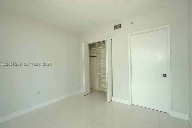 250 Sunny Isles Blvd 3-705, Sunny Isles Beach, FL 33160