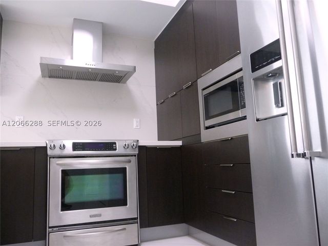 250 Sunny Isles Blvd 3-705, Sunny Isles Beach, FL 33160