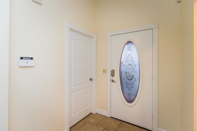 830 NW Hilltop Dr, Lawton, OK 73507